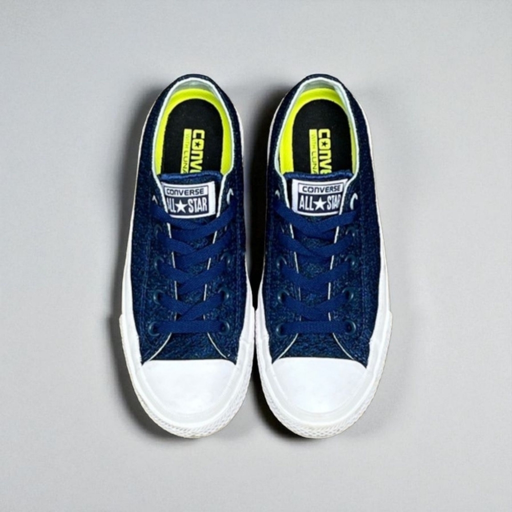 Converse Chuck Taylor All Star II with Lunarlon in Blue/White Women’s Size 6